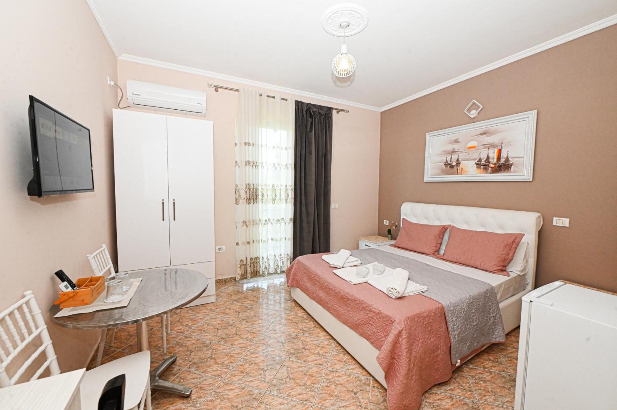 Fama Hotel