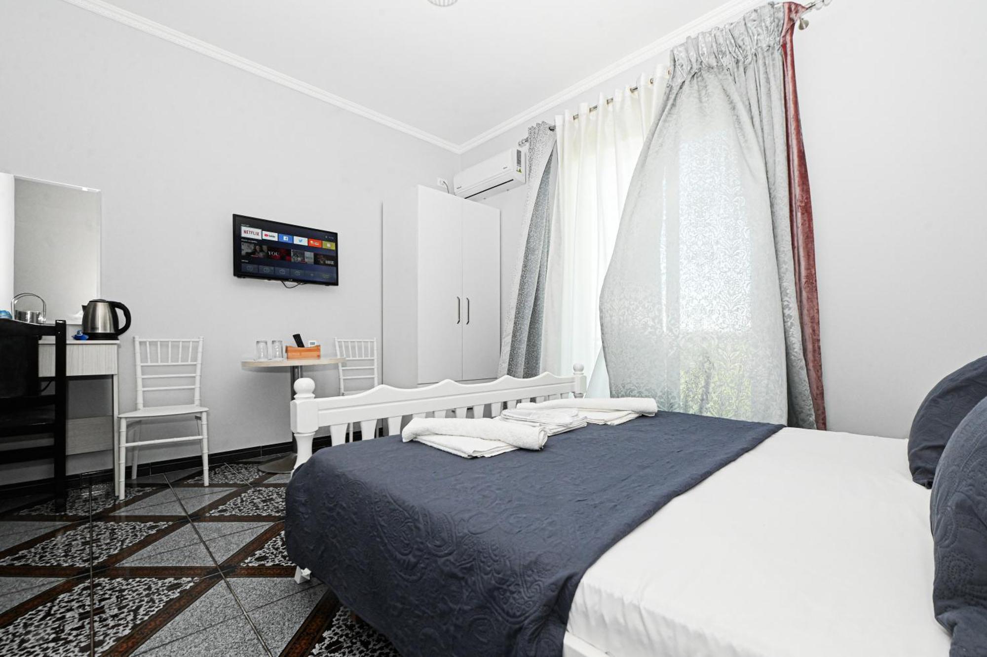 Hotel Fama